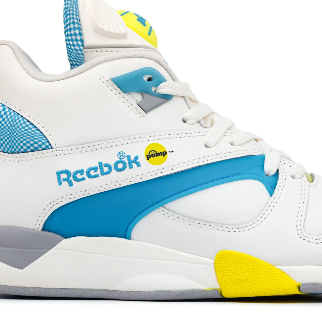 【国内 1/12 発売】リーボック クラシック コート ビクトリー ポンプ “チョーク/ブルー” (REEBOK CLASSIC COURT VICTORY PUMP “CALK/MAL BLUE”) [100203275]