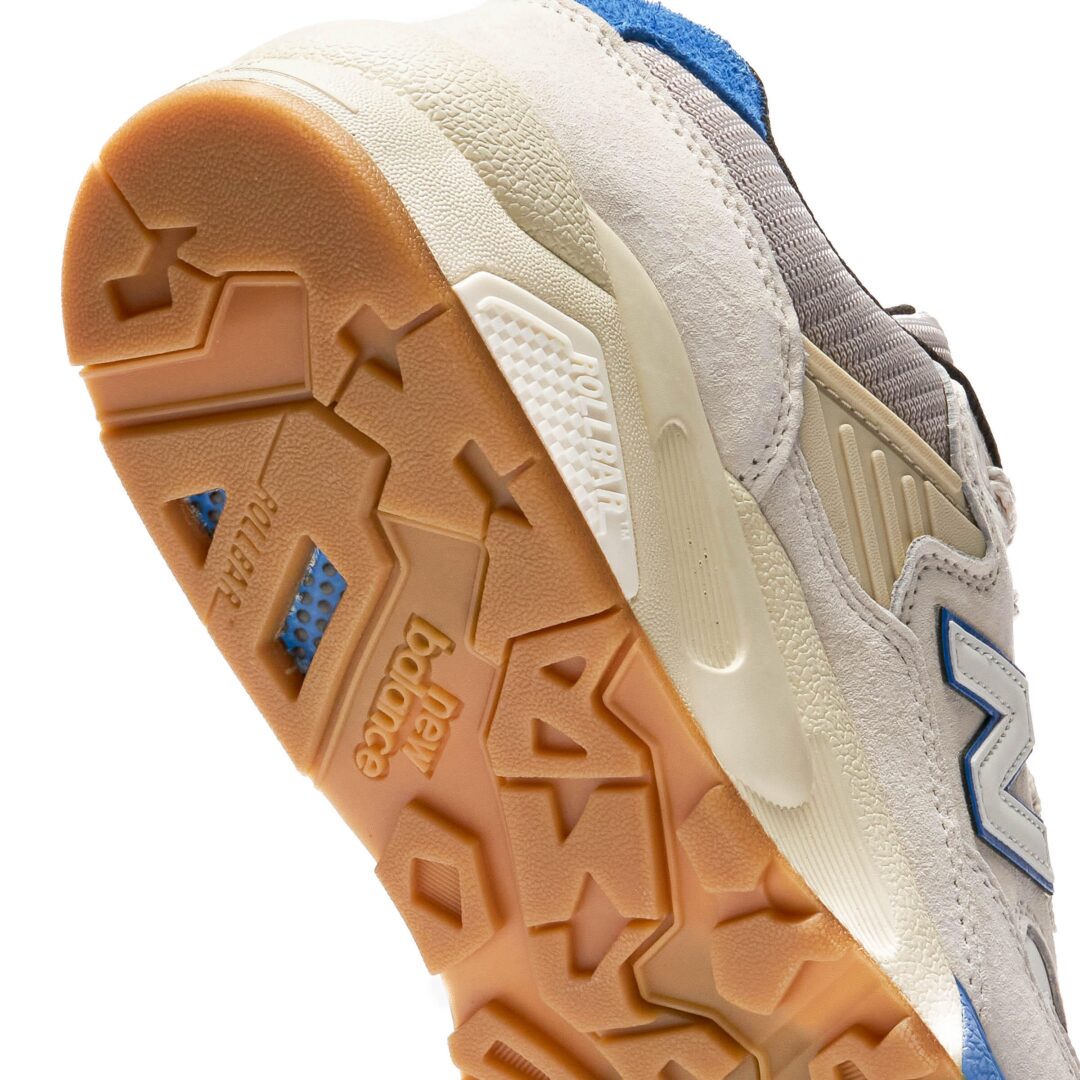 海外発売！New Balance MT580 ESB “Linen/Blue Oasis” (ニューバランス) [MT580ESB]