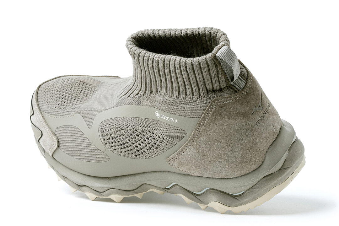 【国内 1/27 リストック】nonnative × Mizuno WAVE MUJIN TL MID GTX "VINTAGE KHAKI" (ノンネイティブ ミズノ ウェーブ ムジン ゴアテックス GORE-TEX "ビンテージカーキ")