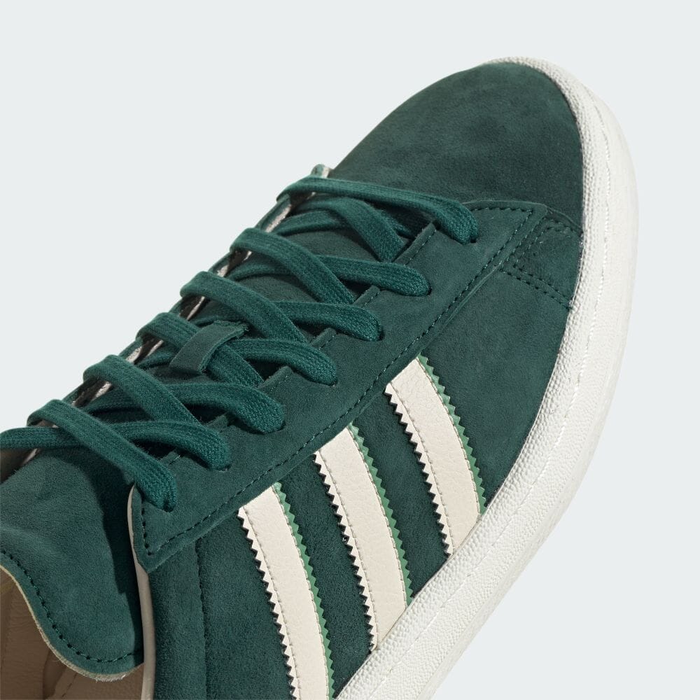 【国内 1/18 発売】アディダス オリジナルス キャンパス 80s “カレッジグリーン/プリラブドグリーン” (adidas Originals CAMPUS 80s “College Green/Preloved Green”) [IG1351]