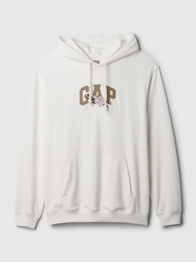 サクラロゴを使用したGAP “SAKURA” COLLECTIONが発売 (ギャップ 桜)