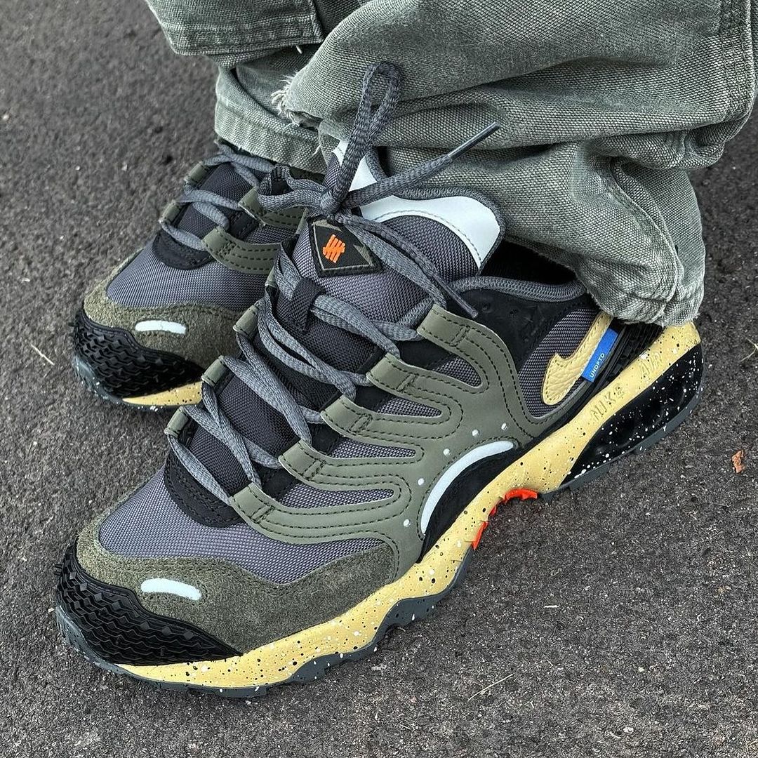 【2024年 2/24 発売】UNDEFEATED x NIKE AIR TERRA HUMARA (アンディフィーテッド ナイキ エア フマラ) [FN7546-300/FN7546-301]