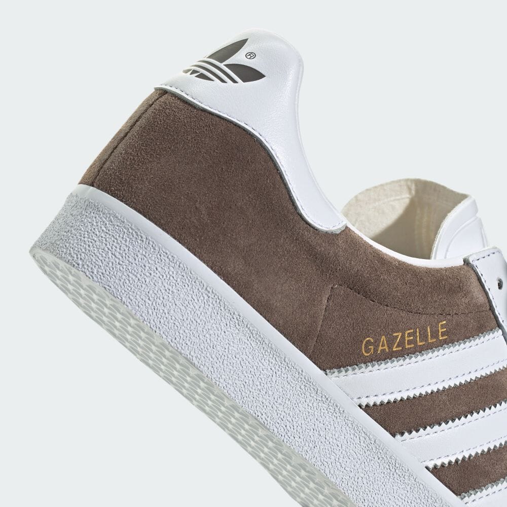 【国内 1/26 発売】アディダス オリジナルス ガゼル 85 “アースストレータ/ホワイト” (adidas Originals GAZELLE 85 “Earth Straightener/White”) [IG6220]