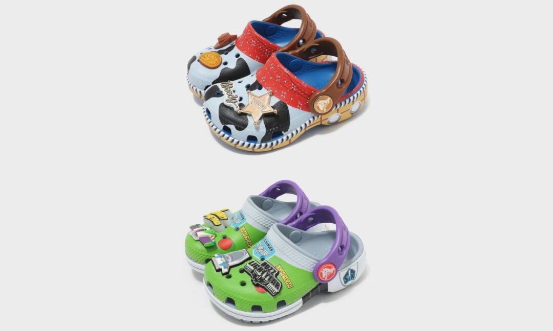 ウッディ&バズ・ライトイヤー × クロックス クラシッククロッグが2024年 2/22 発売 (Crocs Classic Clog Toy Story Woody/Buzz Lightyear)