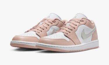 【2024年 4/15 発売】ナイキ ウィメンズ エア ジョーダン 1 ロー “クリムゾンティント” (NIKE WMNS AIR JORDAN 1 LOW “Crimson Tint”) [DC0774-120]