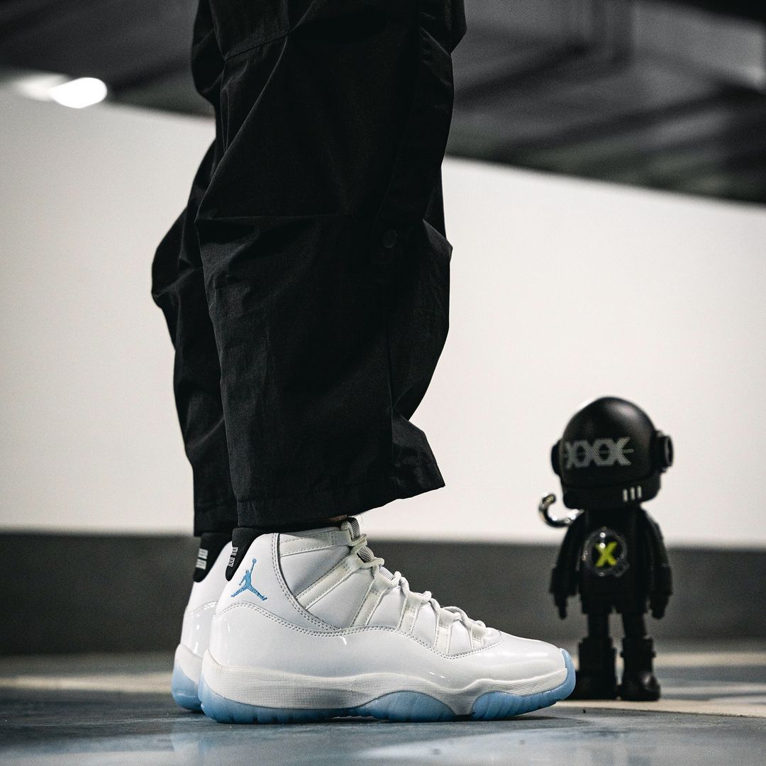 【2024年 12/14 発売予定】ナイキ エア ジョーダン 11 レトロ “ホワイト/レジェンドブルー” (NIKE AIR JORDAN 11 RETRO “White/Legend Blue”) [CT8012-104]