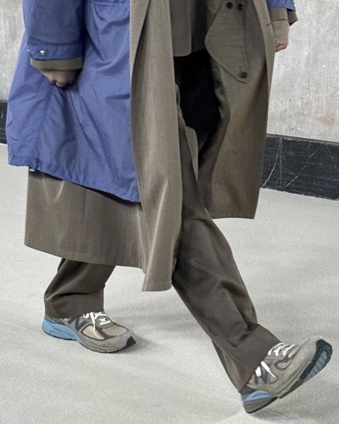 【2024年 12/13 発売】AURALEE × New Balance U990 AL4/AR4 (オーラリー ニューバランス) [U990AL4/U990AR4]