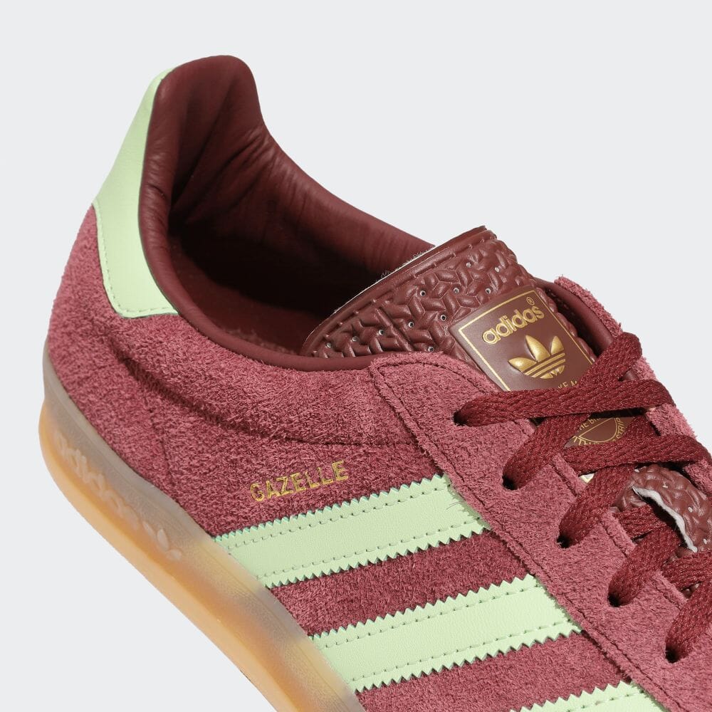 【2024年 3/1 発売】アディダス オリジナルス ガゼル インドア “シャドーレッド/セミグリーンスパーク” (adidas Originals GAZELLE INDOOR “Red/Green”) [IH7487]