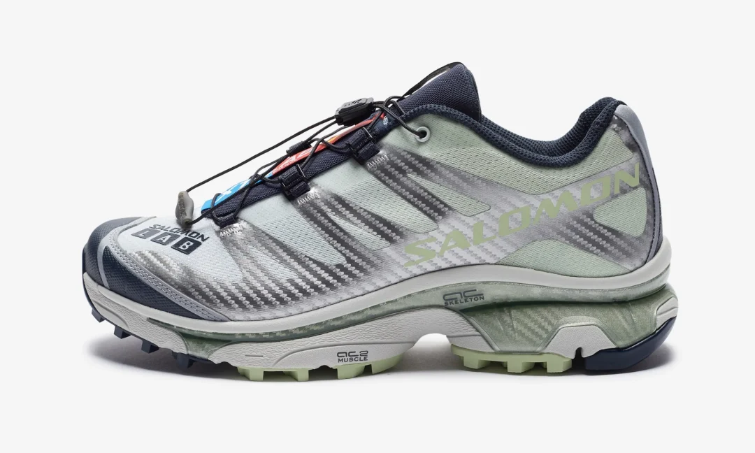 【2024年 2/23 発売】SALOMON XT-4 OG “Carbon/Celdon Green/Sire” (サロモン “カーボン/セルドングリーン/サイア”) [L47444600]