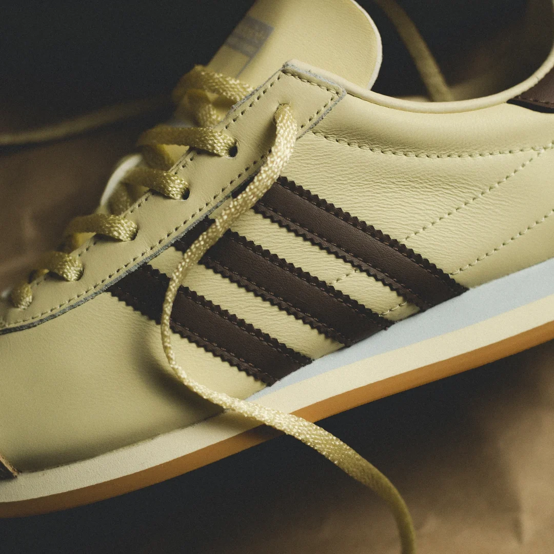 【2024年 3/1 発売】adidas Originals COUNTRY OG “Sand/Earth Strata/Wonder Beige” (アディダス オリジナルス カントリー OG “サンド/アース/ベージュ”) [IE8611]