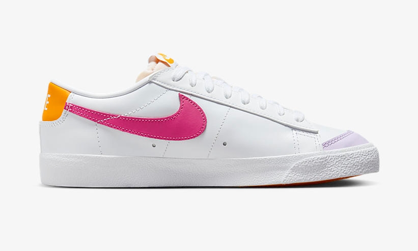 2024年 発売予定！ナイキ ブレーザー ロー 77 “ホワイト/” (NIKE BLAZER LOW 77 “White/Photo Blue/Laser Orange”) [HF5063-100]