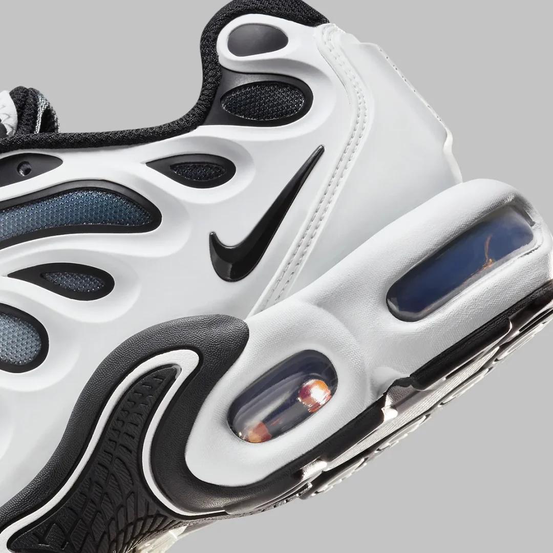 【2024年 4/18 発売】NIKE AIR MAX PLUS DRIFT “White/Metallic Silver/Black” (ナイキ エア マックス プラス ドリフト “ホワイト/メタリックシルバー/ブラック”) [FD4290-101]