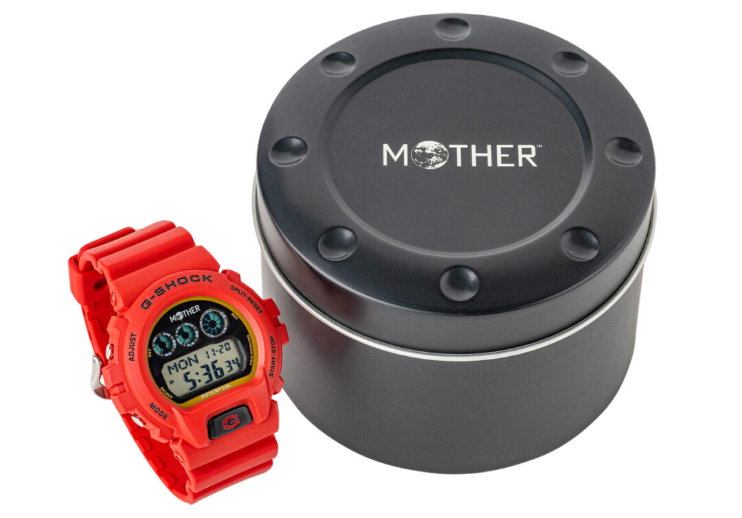 RPGゲーム「MOTHER」× G-SHOCK コラボ第2弾「マザーレッドのGW-6900」が抽選販売 (マザー Gショック ジーショック)