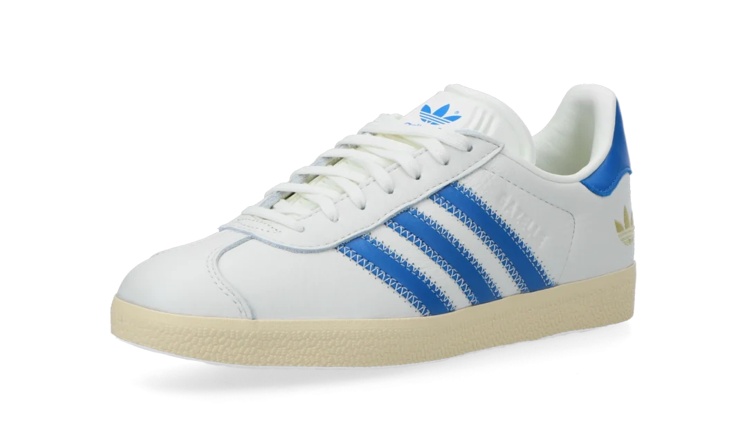 【海外発売】adidas Originals GAZELLE “Ivory/Blue Bird/Gold Metallic” (アディダス オリジナルス ガゼル “アイボリー/ブルー/ゴールド”) [IF4599]