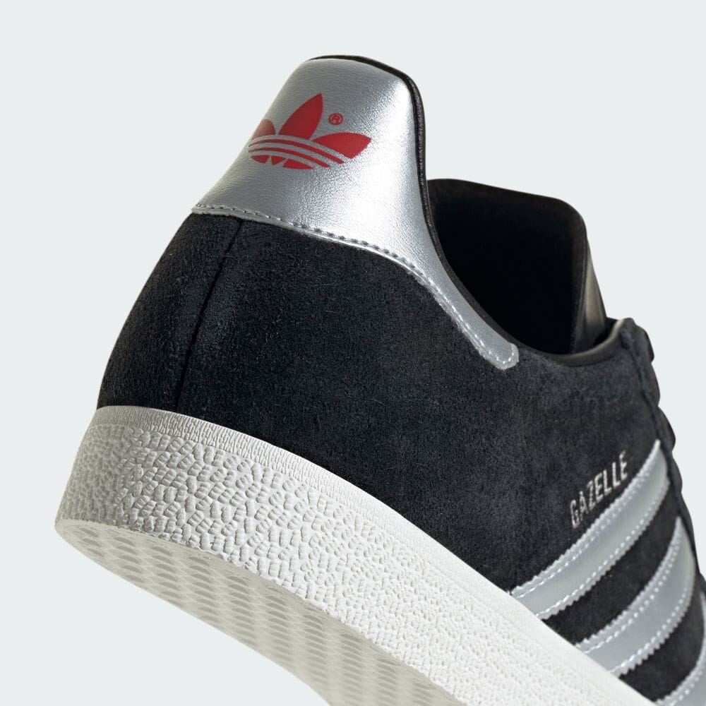 【2024年 2/16 発売】アディダス オリジナルス ガゼル “コアブラック/シルバーメタリック” (adidas Originals GAZELLE “Core Black/Silver Metallic”) [IG6198]