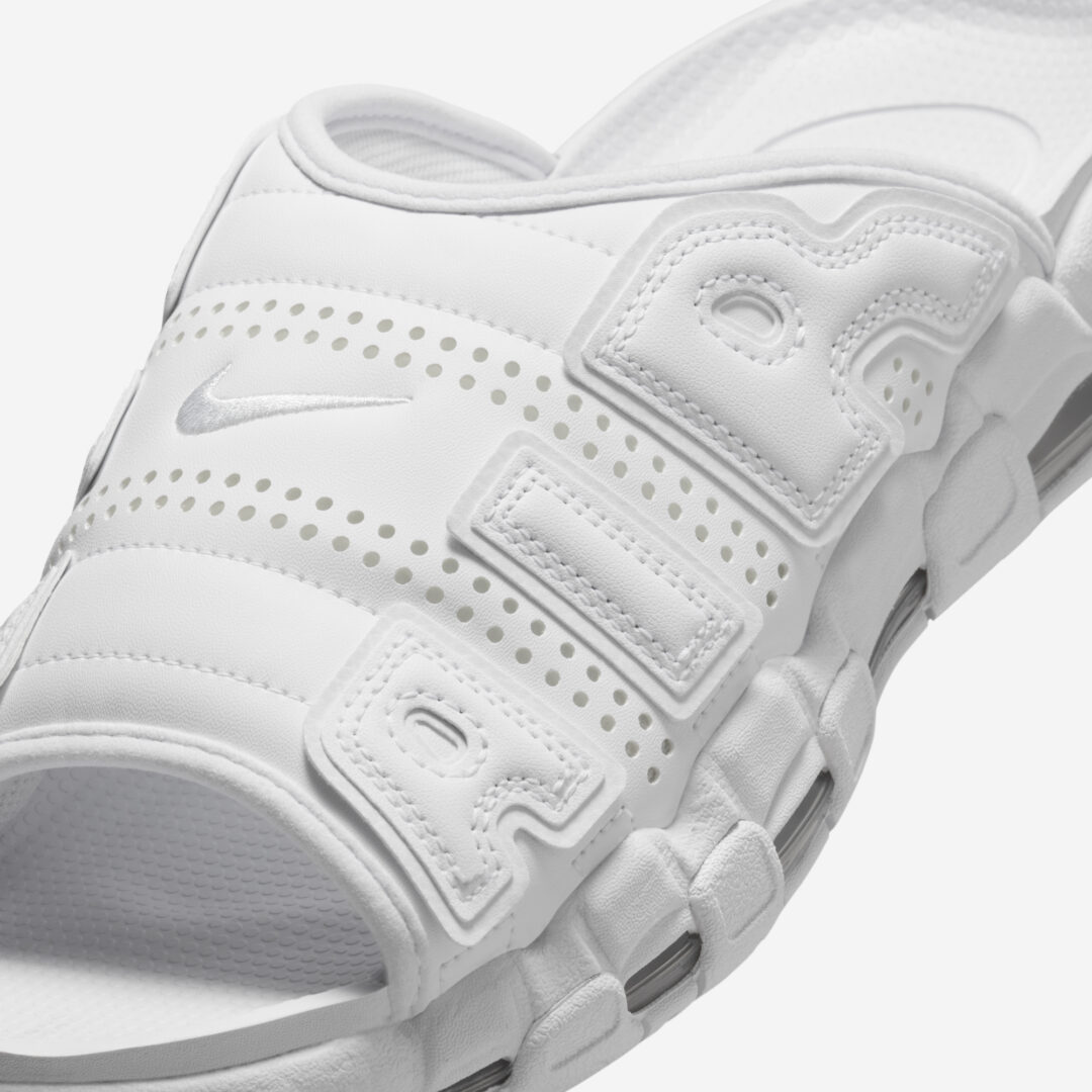 【2024年 3/23 発売】ナイキ エア モア アップテンポ スライド “トリプルホワイト” (NIKE AIR MORE UPTEMPO SLIDE “Triple White”) [FD9883-101]