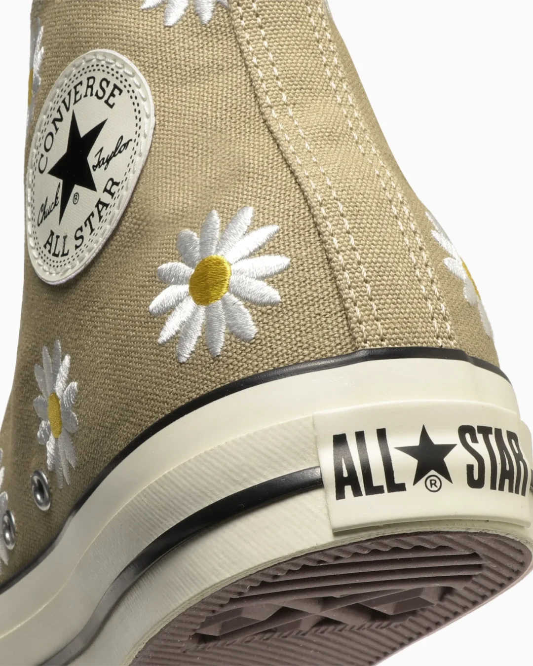 【2024年 3/8 発売】デイジーの刺繍を施した CONVERSE ALL STAR (R) DAISYFLOWER HI (コンバース オールスター デイジーフラワー)