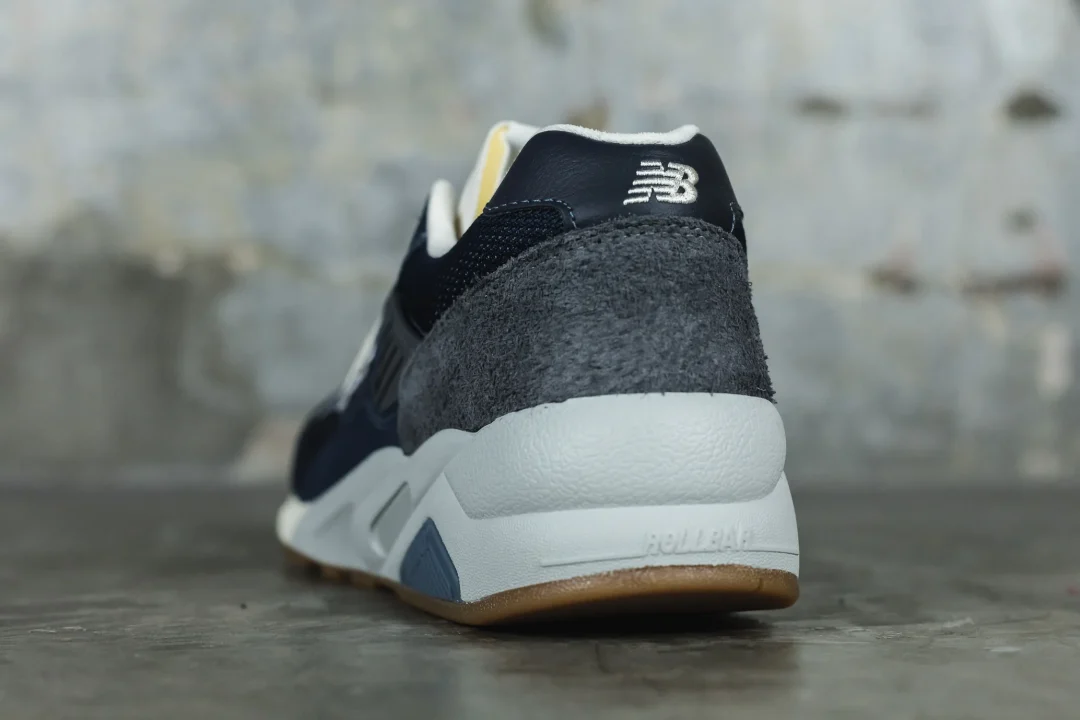 【海外発売】New Balance MT580 EEC “Navy” (ニューバランス) [MT580EEC]