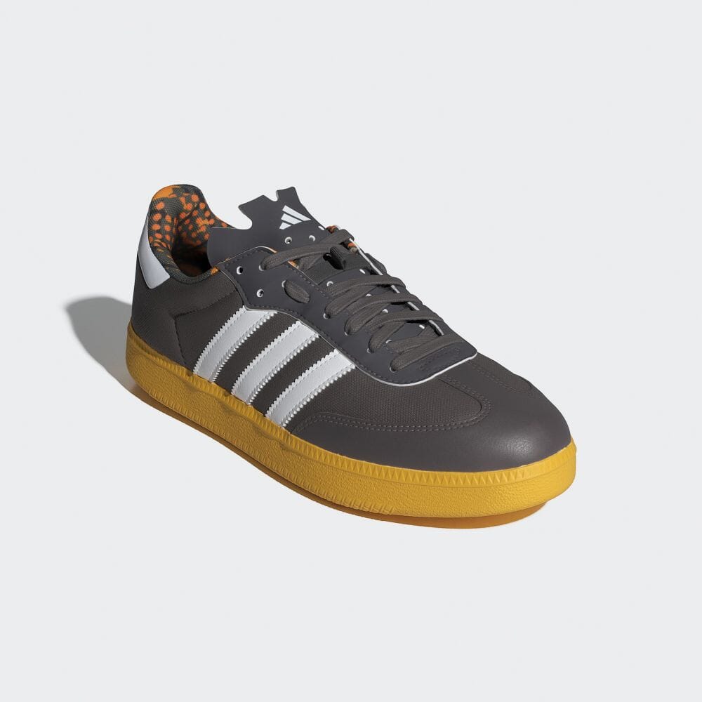 【2024年 3/10 発売】adidas CYCLING VELOSAMBA “Charcoal/Cloud White/Spark” (アディダス サイクリング ベロサンバ “チャコール”) [IG5947]