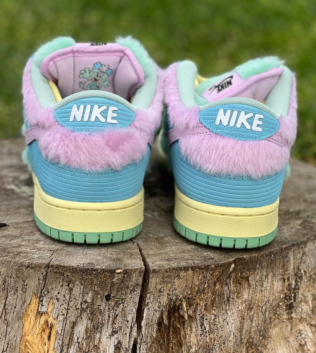 【国内 2024年 9/20 発売】VERDY × NIKE SB DUNK LOW “Visty” (ヴェルディ ナイキ SB ダンク ロー “ヴィスティ”) [FN6040-400]