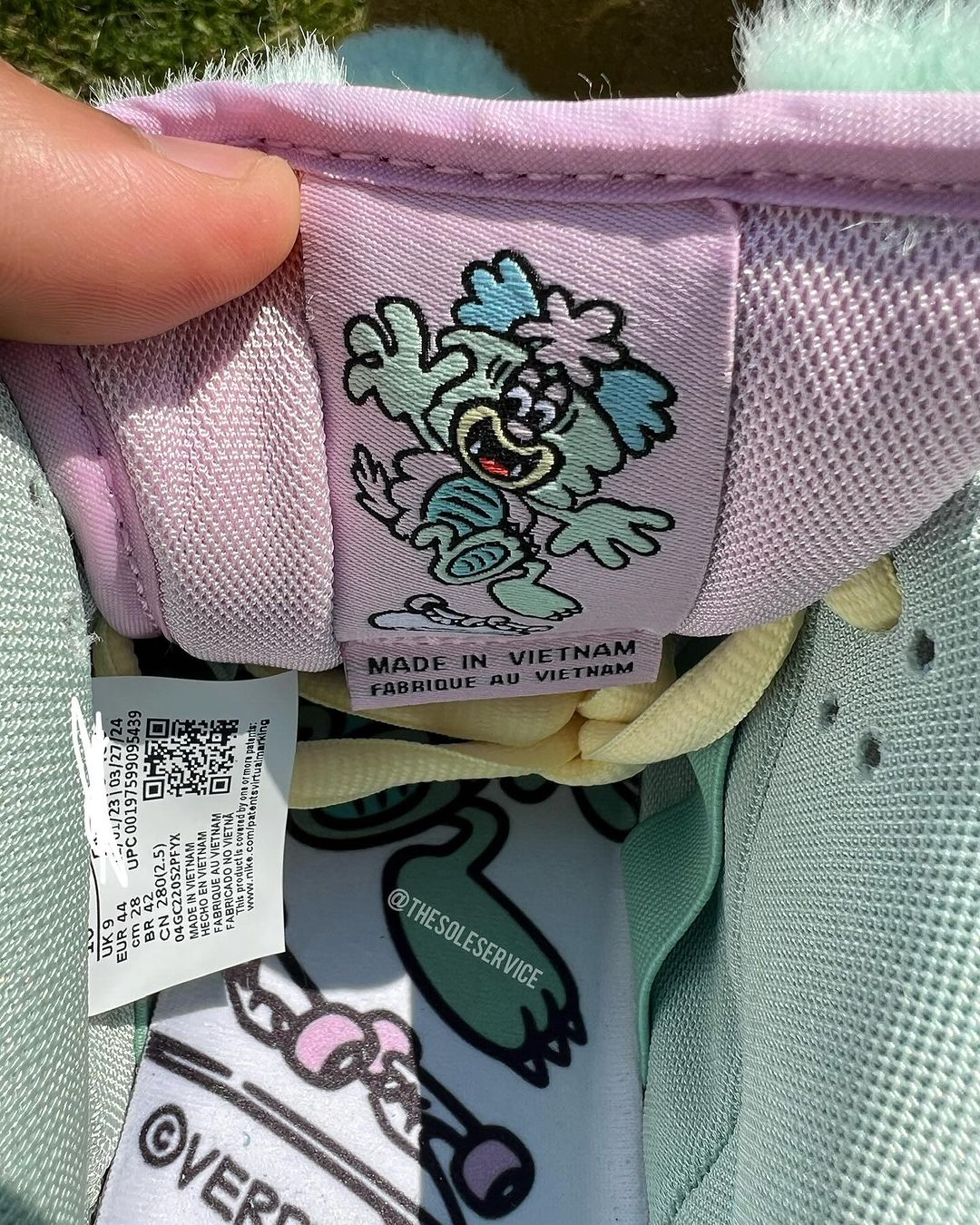 【国内 2024年 9/20 発売】VERDY × NIKE SB DUNK LOW “Visty” (ヴェルディ ナイキ SB ダンク ロー “ヴィスティ”) [FN6040-400]