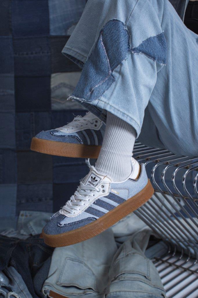 【2024年 4/13 発売】atmos × adidas Originals SAMBAE “Stacked Denim” (アトモス アディダス オリジナルス サンベイ “スタックドデニム”) [II0001]