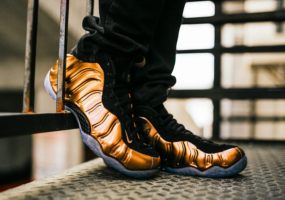 【国内 2024年 12/4 復刻】ナイキ エア フォームポジット ワン “ブラック/メタリックカッパー” (NIKE AIR FOAMPOSITE ONE “Black/Metallic Copper”) [FZ9902-001]