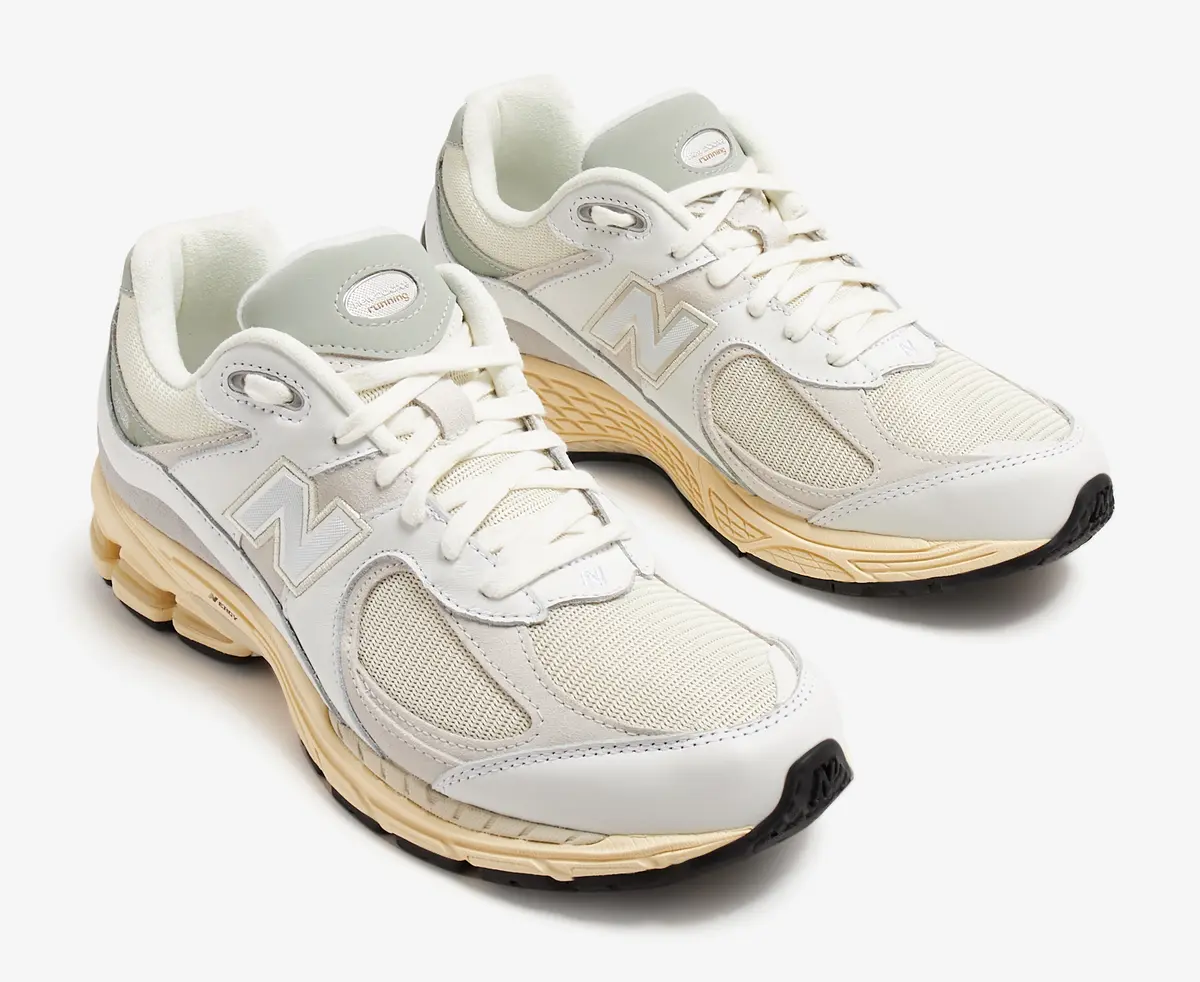 【海外発売】New Balance M2002 RIA “White/Reflection/Gold Metallic” (ニューバランス “ホワイト/リフレクション/ゴールドメタリック”) [M2002RIA]