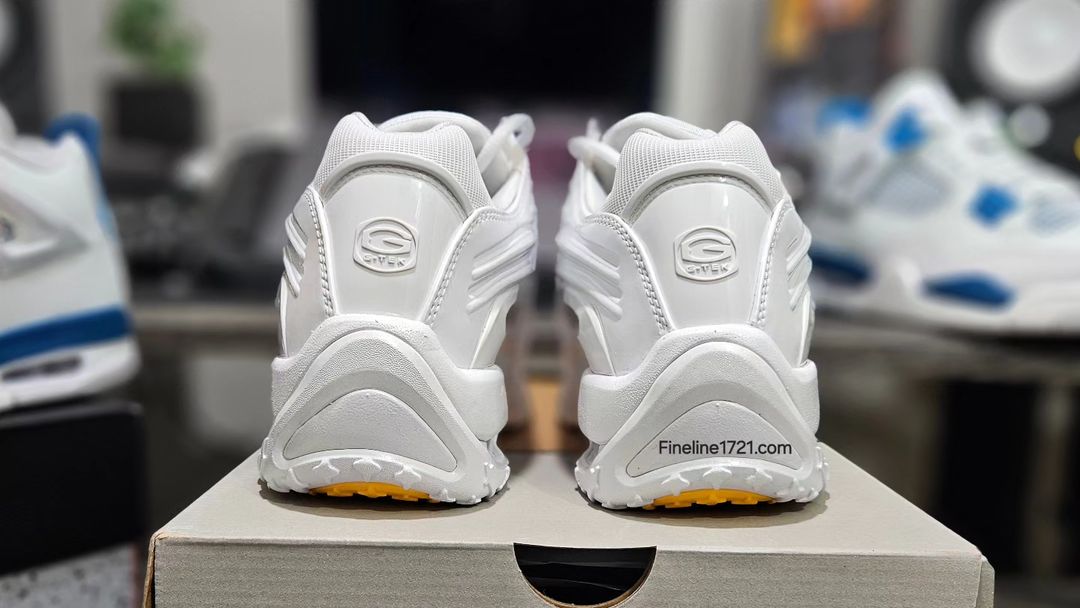 【2024年 5/9 発売】NOCTA × NIKE AIR ZOOM DRIVE HOT STEP 2 “White/Chrome” (ノクタ ナイキ エア ズーム ドライブ ホット ステップ 2 “ホワイト/クローム”) [DZ7293-100]