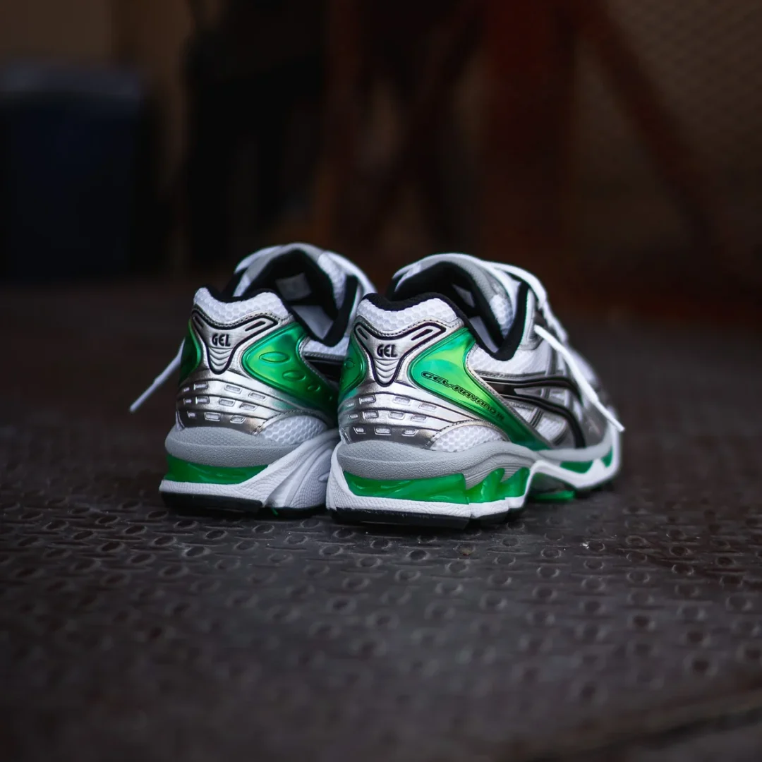 【2024年 5/2 発売】ASICS GEL-KAYANO 14 “White/Malachite Green” (アシックス ゲルカヤノ 14) [1201A019.110]