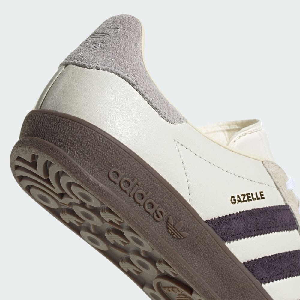 【2024年 4/4 発売】adidas Originals for emmi GAZELLE INDOOR “White/Black” (エミ アディダス オリジナルス ガゼル インドア “オフホワイト/オーロラブラック”) [IH8548]