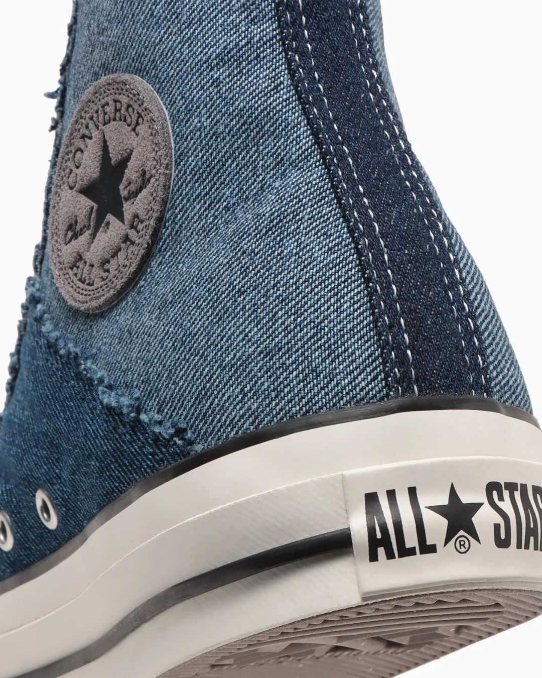 【2024年 3/22 発売】デニム表裏ミックス継ぎ仕様の CONVERSE ALL STAR (R) DENIM PATCHWORK HI (コンバース オールスター デニム パッチワーク)