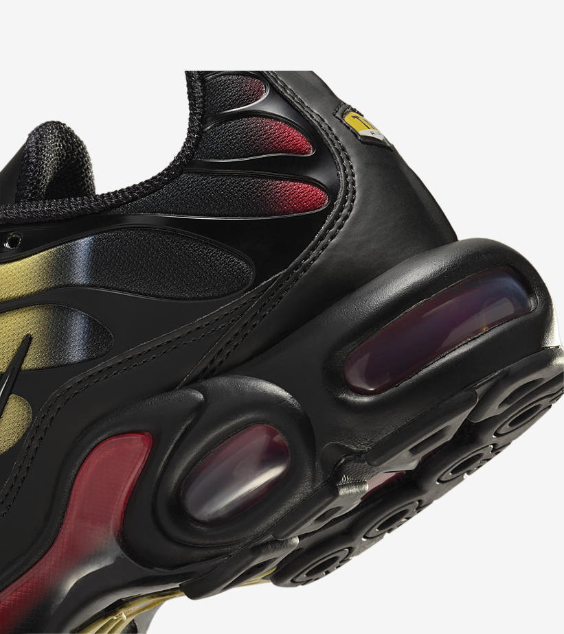 【2024年 5/1 発売】ナイキ エア マックス プラス “サターンレッド/サルサレッド” (NIKE AIR MAX PLUS “Saturn Gold/Salsa Red”) [HF9989-001]