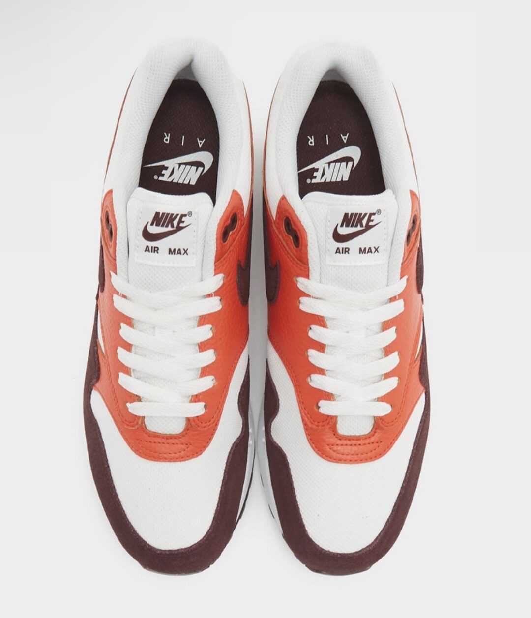 【2024年 3/25 発売】ナイキ エア マックス 1 “サミットホワイト/バーガンディークラッシュ” (NIKE AIR MAX 1 “Summit White/Burgundy Crush”) [FN6952-102]