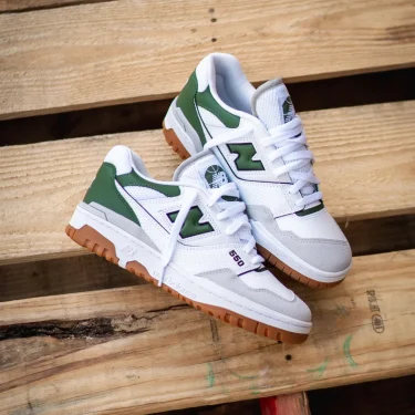 【2024年 4/5 発売】New Balance BB550 ESB “WHITE/PINE GREEN” (ニューバランス) [BB550ESB]