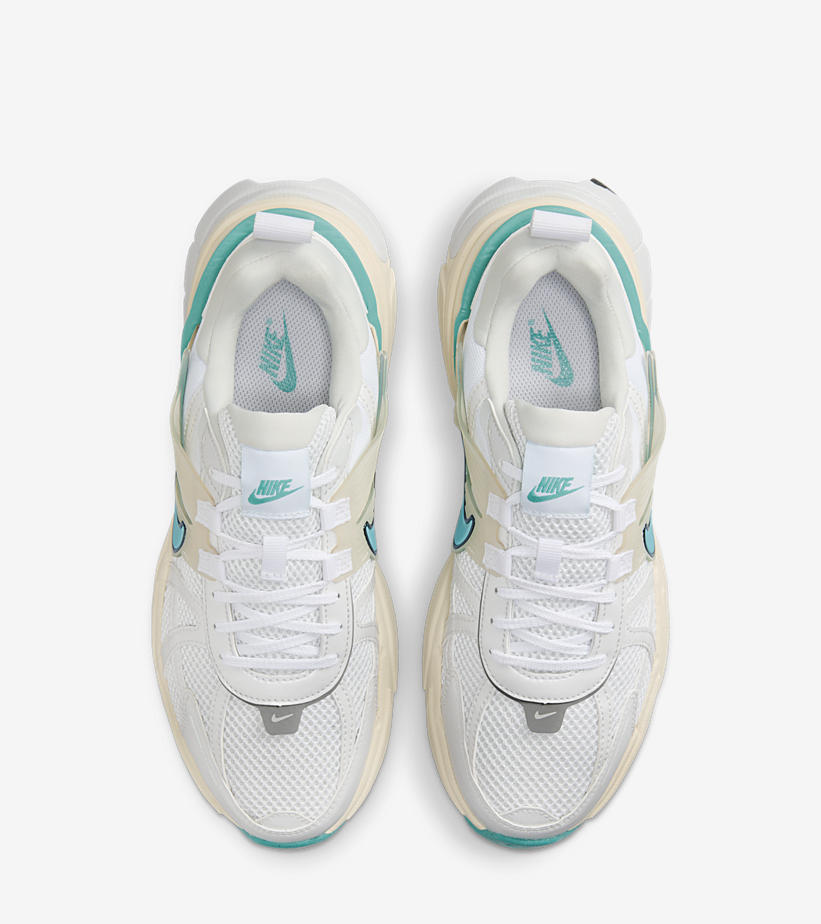 【海外発売】NIKE WMNS V2K RUN “White/Dusty Cactus” (ナイキ ウィメンズ ヴィツーケー “ホワイト/ダスティカクタス”) [FD0736-105]