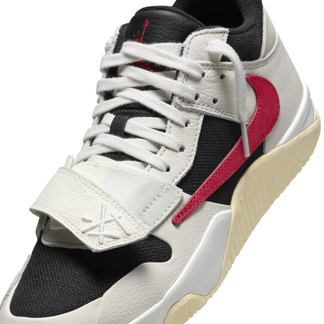 【2024年 4/26 発売】TRAVIS SCOTT NIKE JORDAN JUMPMAN JACK TR “Sail/Black/University Red” (トラビス・スコット × ナイキ ジョーダン ジャンプマンジャック トレーナー “セイル/ユニバーシティレッド”) [DR9317-101]