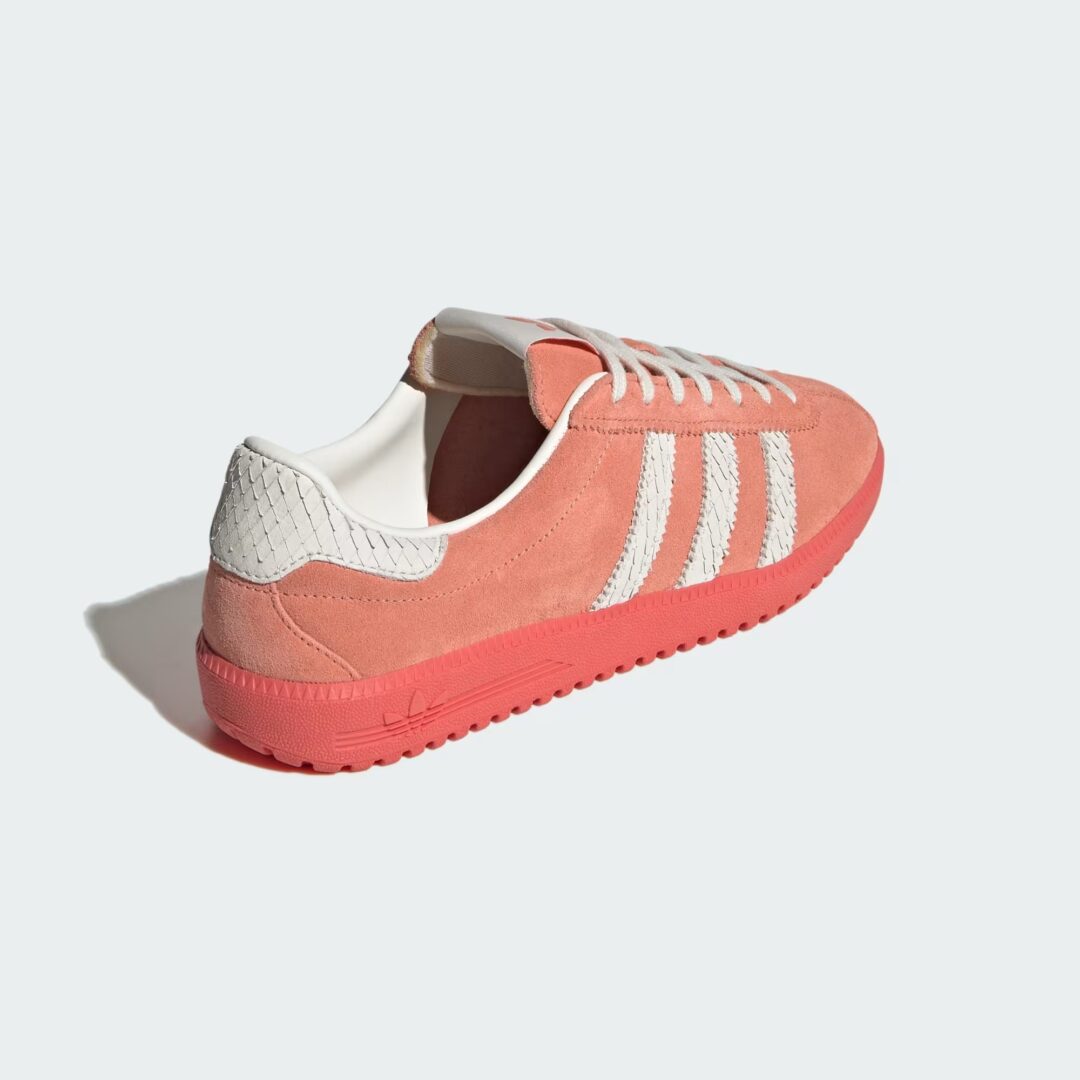 【2024年 4/10 発売】adidas Originals BERMUDA “Wonder Clay/Preloved Scarlet” (アディダス オリジナルス バミューダ “ワンダークレイ/プリラブドスカーレット”) [IF6559]