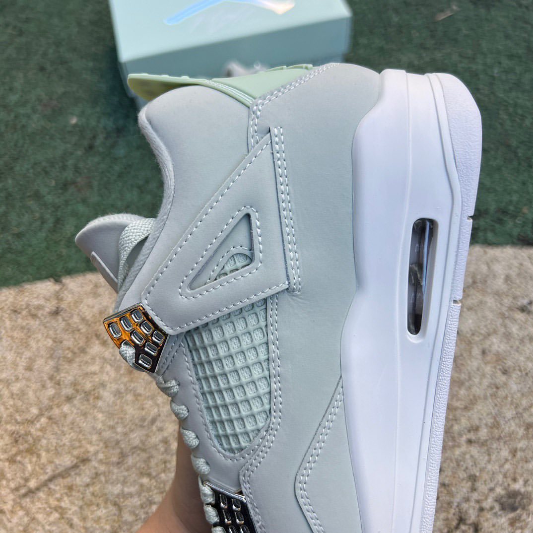 【2025年 3/8 発売予定】NIKE WMNS AIR JORDAN 4 RETRO “Seafoam” (ナイキ ウィメンズ エア ジョーダン 4 レトロ “シーフォーム”) [HV0823-003]