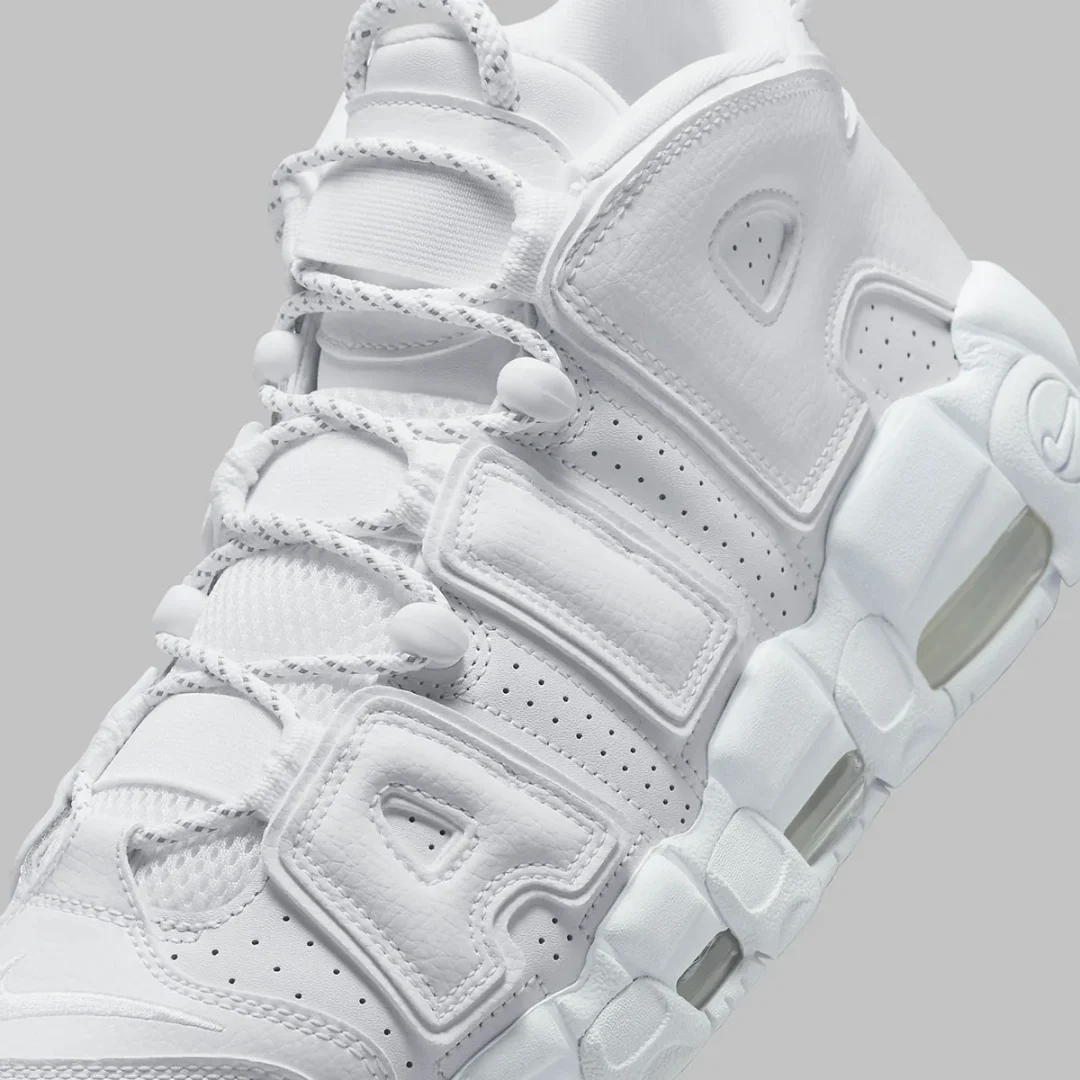 【2024年 4/12 復刻予定】ナイキ エア モア アップテンポ “トリプル ホワイト” (NIKE AIR MORE UPTEMPO “Triple White”) [921948-100]