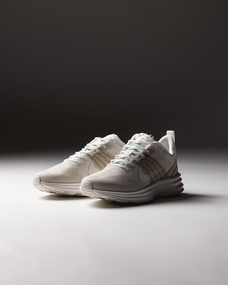2024年 4/16 発売】NIKE LUNAR ROAM “Summit White/Phantom” (ナイキ