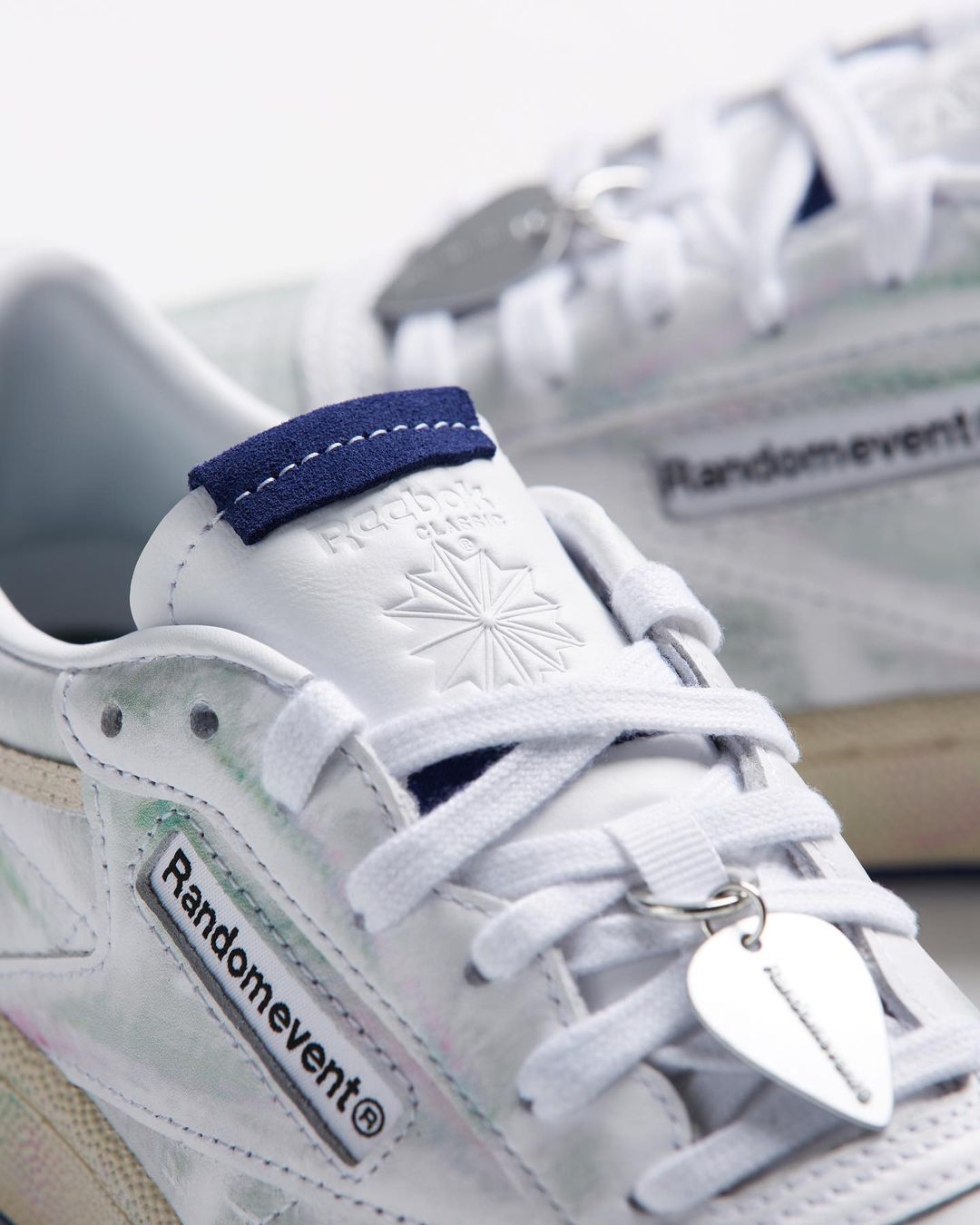 【2024年 4/27 & 4/29 発売】RANDOMEVENT × REEBOK PREMIER PUMP PARIS TRAINER/CLUB C  (ランダムイベント リーボック プレミア ポンプ クラブC)