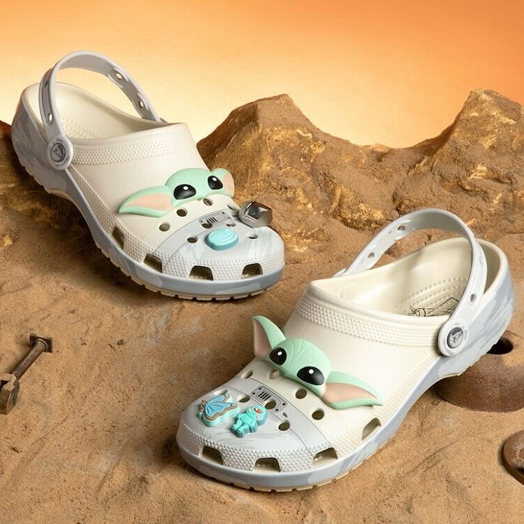 【2024年 4/23 発売】スターウォーズ × クロックス コラボレーション (STAR WARS crocs Slide & Classic Clog)