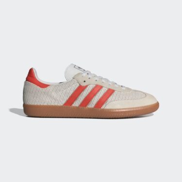 【海外発売】アディダス オリジナルス サンバ OG “ホワイト/プリラブドレッド/ガム” (adidas Originals SAMBA OG “Crystal White/Preloved Red/Gum”) [IG1380]