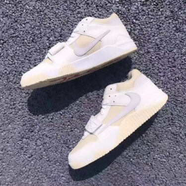 【2024年 発売予定】TRAVIS SCOTT NIKE JORDAN JUMPMAN JACK TR “White/Cream/Red” (トラビス・スコット × ナイキ ジョーダン ジャンプマンジャック トレーナー “ホワイト/クリーム/レッド”)