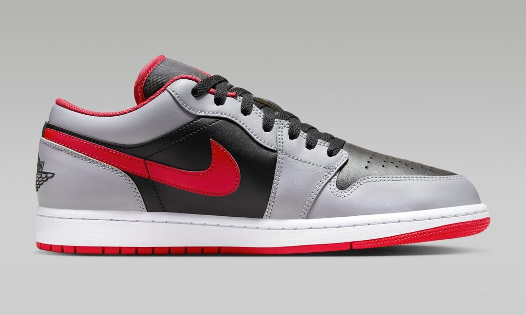 【2024年 4/5 発売】ナイキ エア ジョーダン 1 ロー “ブラック/ファイヤーレッド” (NIKE AIR JORDAN 1 LOW “Black/Fire Red”) [553558-060]