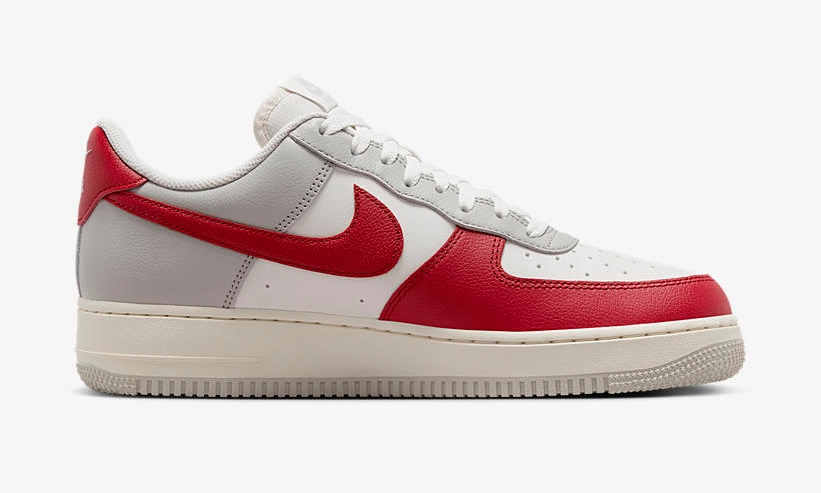 【2024年 発売予定】ナイキ エア フォース 1 ロー “ライトアイアンオール/ジムレッド” (NIKE AIR FORCE 1 LOW “Light Iron Ore/Gym Red”) [HJ9094-012]