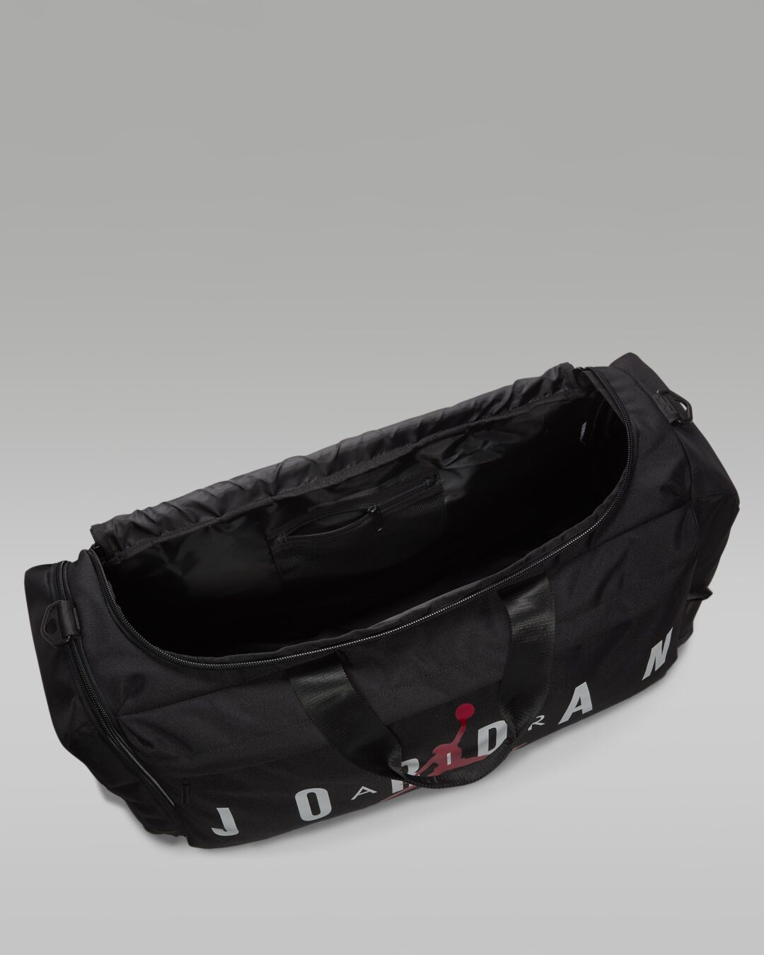 一泊旅行用に、試合用に最適な「ナイキ ジョーダン ベロシティ ダッフルバッグ」が発売 (NIKE JORDAN Velocity duffel bag) [HF7295-010/HF7295-687/HF7294-010/HF7294-687]