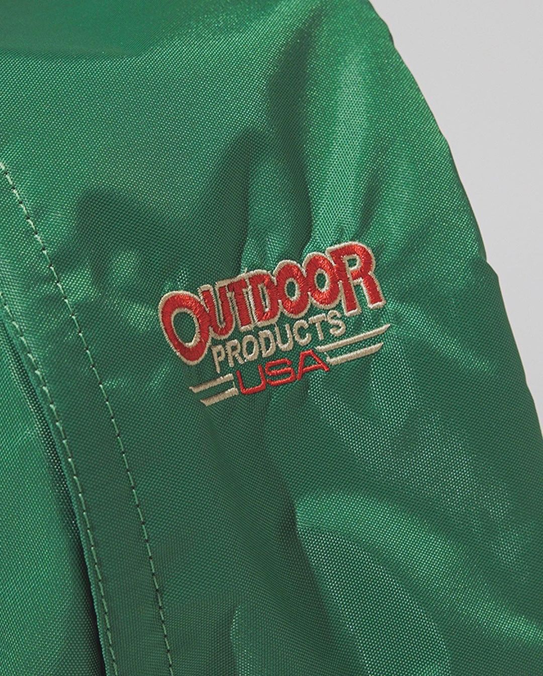 【2024年 5/4 発売】OUTDOOR PRODUCTS × BEAMS 別注 バッグパック “グリーン (アウトドアプロダクツ ビームス)