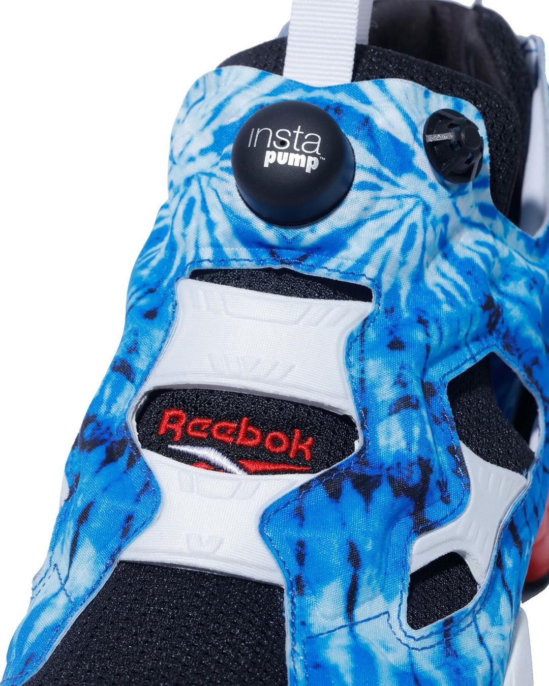 【2024年 5/3 発売】atmos × XLARGE × REEBOK INSTA PUMP FURY 94 “Tie-Dye/Blue” (アトモス エクストララージ リーボック インスタ ポンプ フューリー “タイダイ/ブルー”)